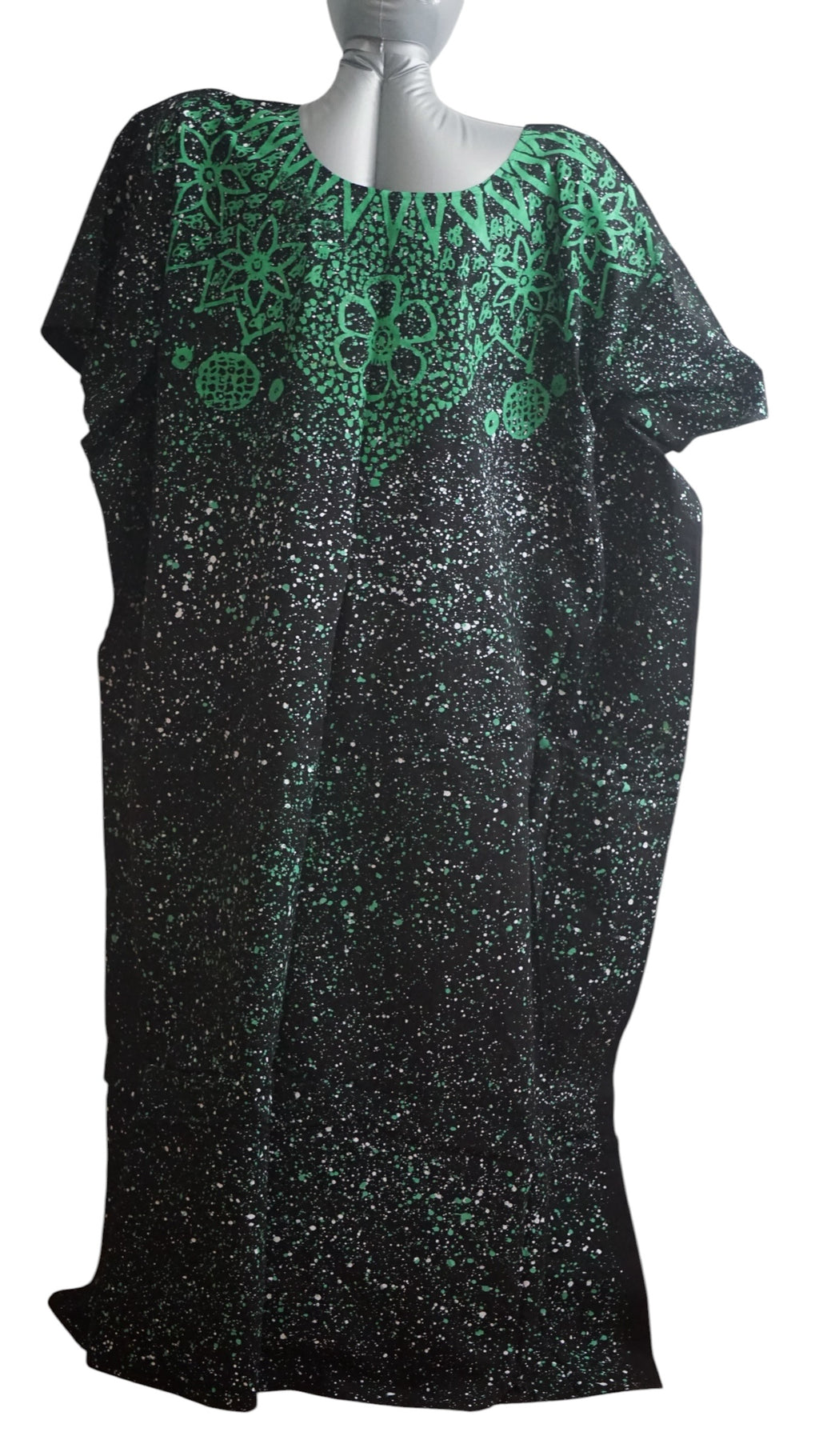 Nigeria Adire Bubu for Women. Size XL Color Black/Green