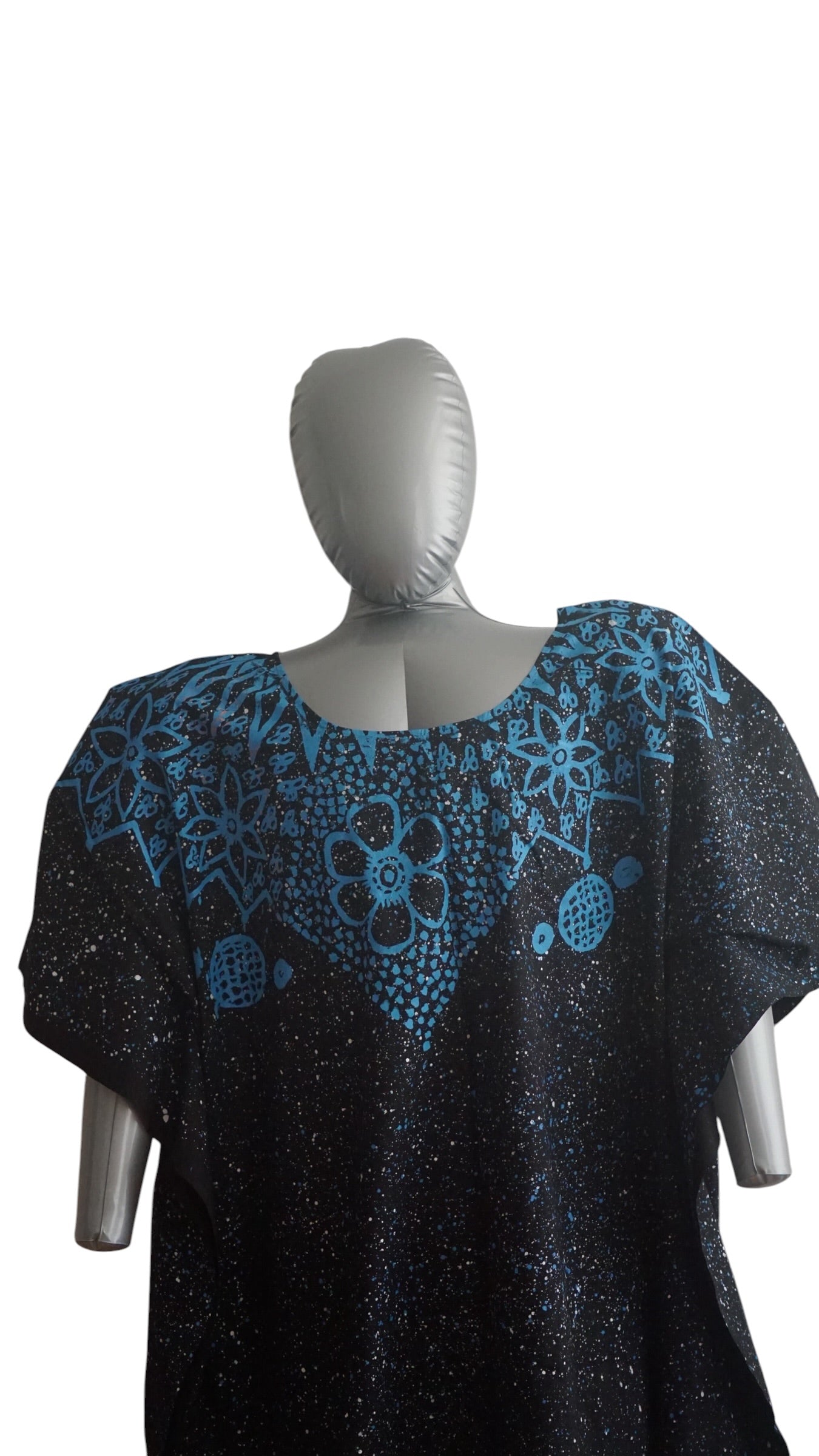 Nigeria Adire Bubu for Women. Size L Color Black/Blue